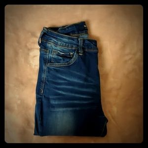 Fashion Nova Skinny Jean